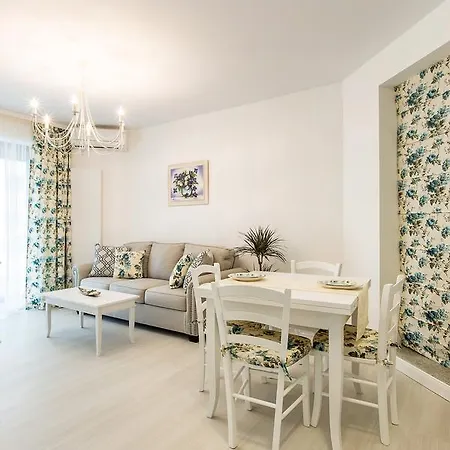Apartament La Plaja *